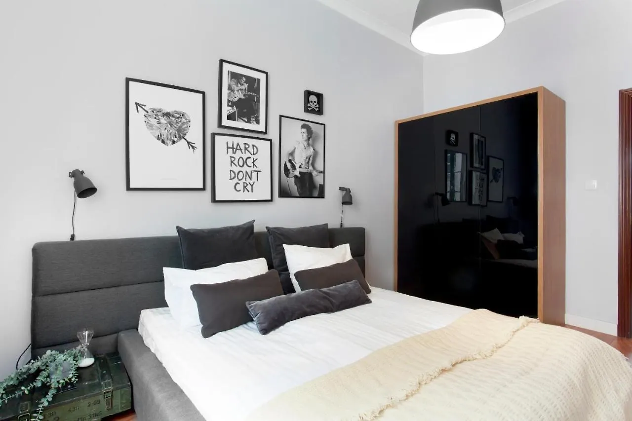Elite Apartments Hard Rock Old Town Suite غدانسك بولندا